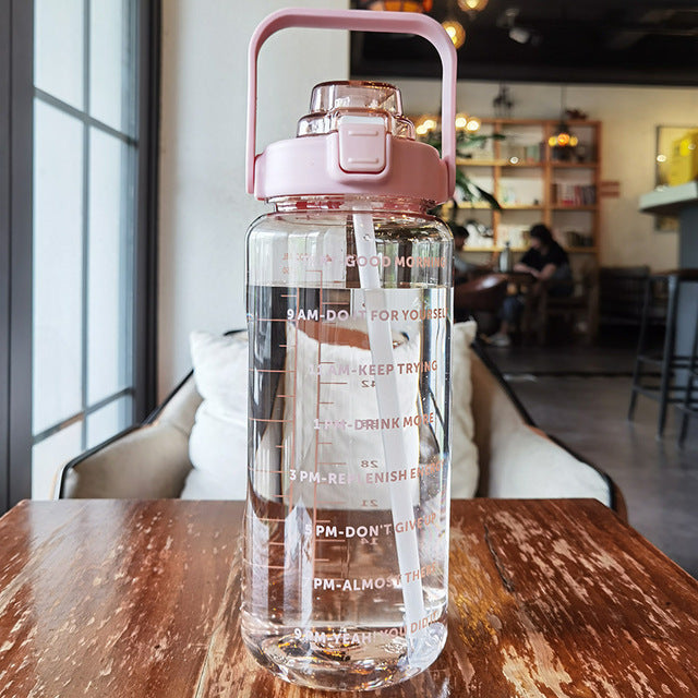 Transparent leakproof water bottle with straw